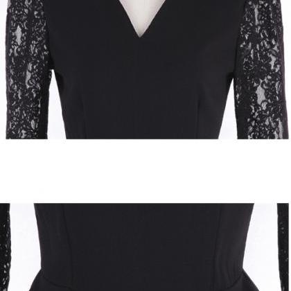 V Neck Long Sleeve Lace Top In Black