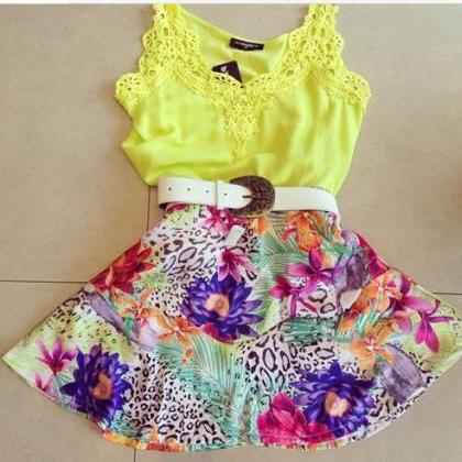 The Sexy Lace Suspenders Yellow Flower Print Dress..