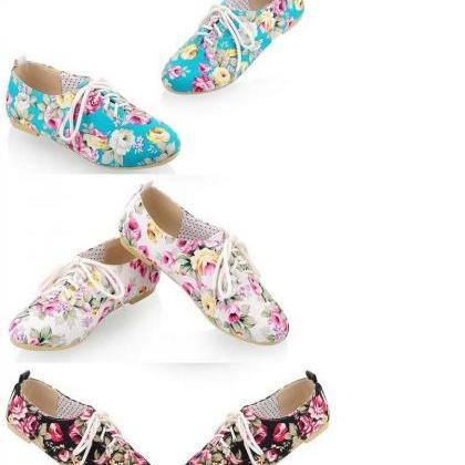 Gorgeous Floral Lace Up Shoes