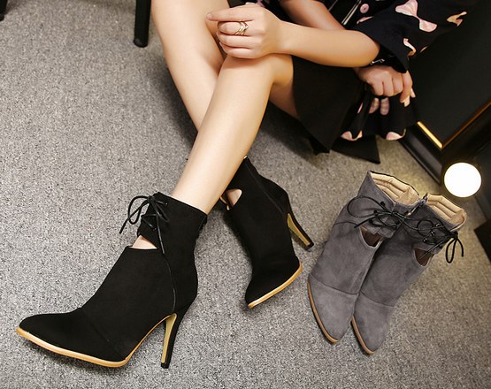 Classy Lace Up Fashion Boots